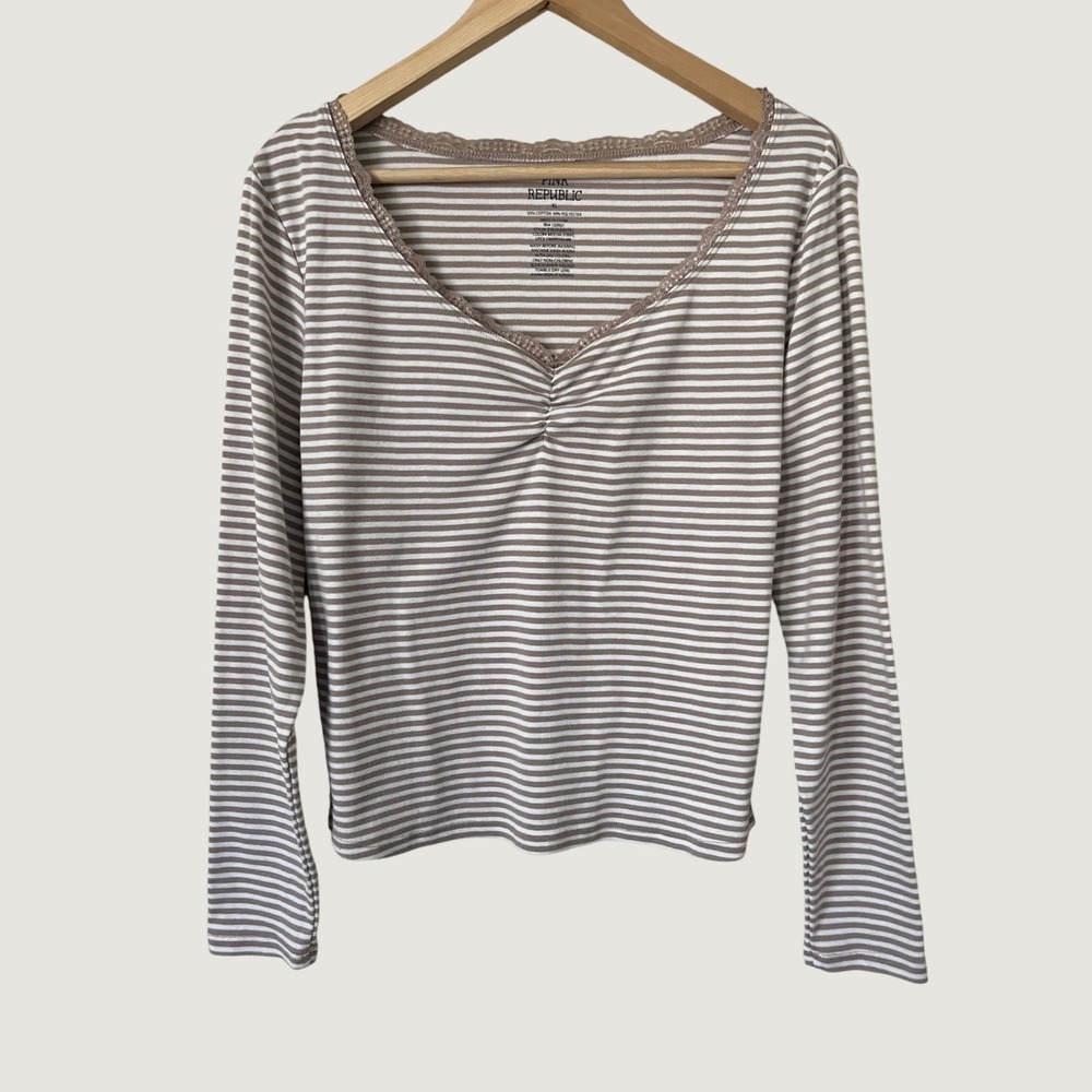 Pink Republic Mocha Stripe Lace Trim V-Neck Long Sleeve Top XL